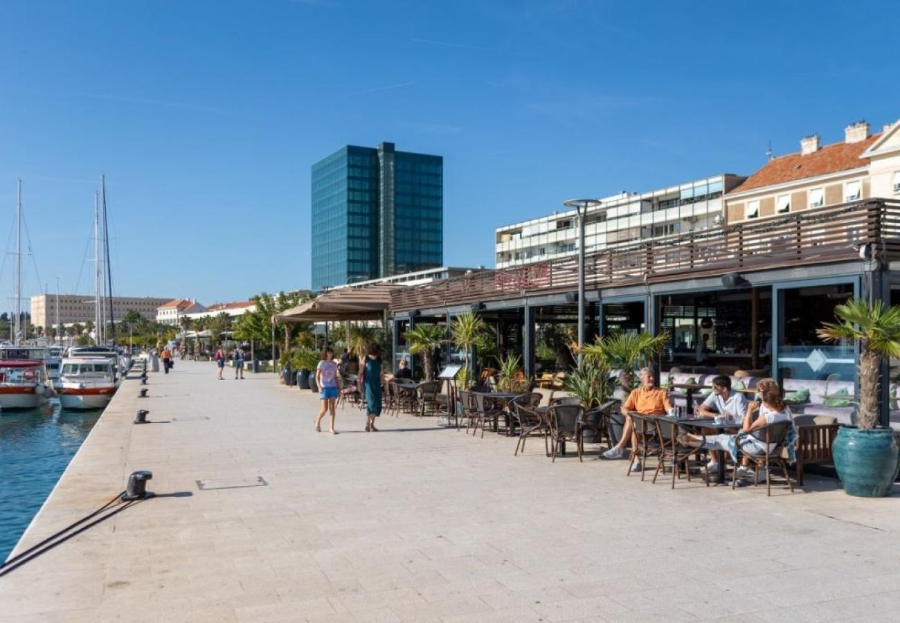 Ferienwohnung in Split - Ferienwohnung in Split mit Meerblick, Balkon, Klimaanlage, W-LAN (5141-1)