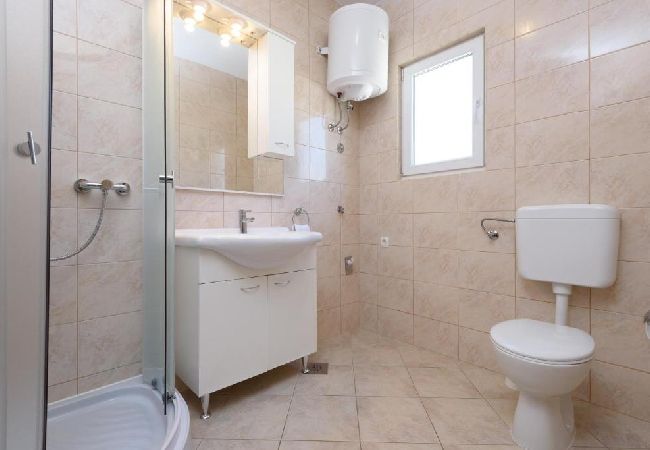 Ferienwohnung in Seget Vranjica - Ferienwohnung in Seget Vranjica mit Meerblick, Balkon, Klimaanlage, W-LAN (5142-1) Ferienwohnung in Seget Vranjica - Ferienwohnung in Seget Vranjica mit Meerblick, Balkon, Klimaanlage, W-LAN (5142-1)