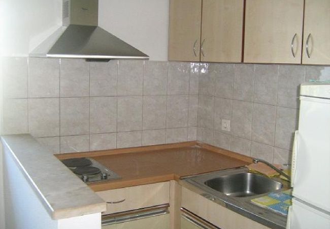 Ferienwohnung in Duce - Ferienwohnung in Duće mit Balkon, Klimaanlage, W-LAN (5146-7) Ferienwohnung in Duce - Ferienwohnung in Duće mit Balkon, Klimaanlage, W-LAN (5146-7)