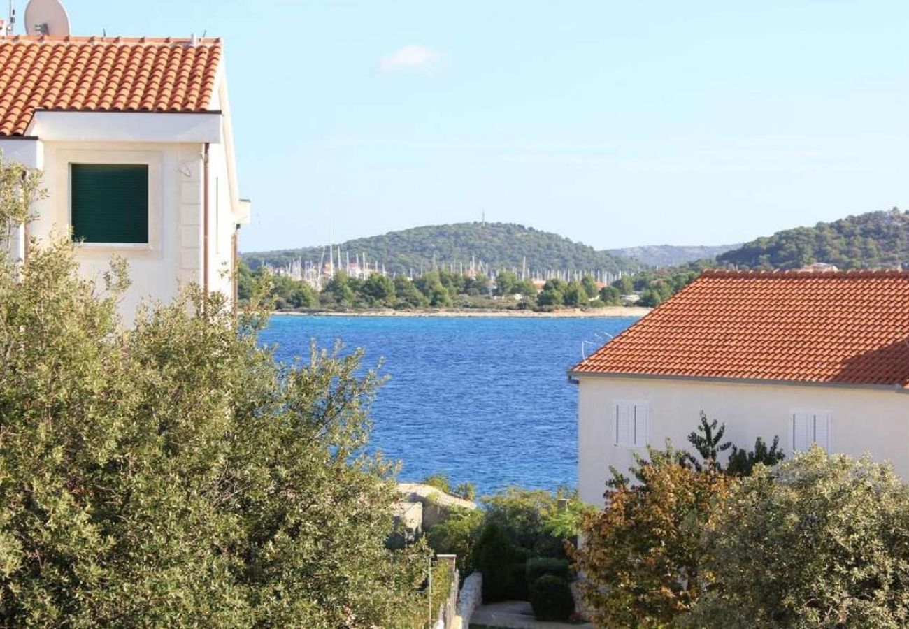 Ferienwohnung in Rogoznica - Ferienwohnung in Rogoznica mit Meerblick, Klimaanlage, W-LAN (5148-1)