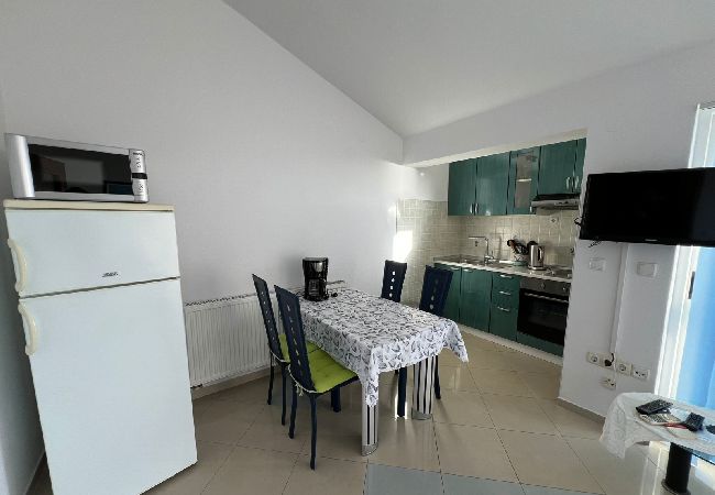 Ferienwohnung in Rogoznica - Ferienwohnung in Rogoznica mit Meerblick, Balkon, Klimaanlage, W-LAN (5148-3) Ferienwohnung in Rogoznica - Ferienwohnung in Rogoznica mit Meerblick, Balkon, Klimaanlage, W-LAN (5148-3)