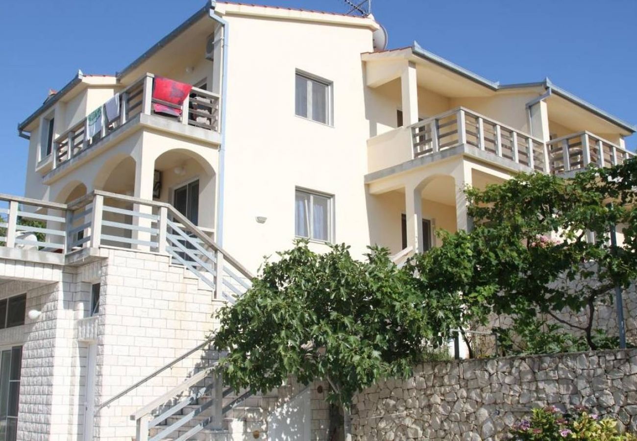 Ferienwohnung in Ražanj - Ferienwohnung in Ražanj mit Meerblick, Balkon, Klimaanlage, W-LAN (5150-3)