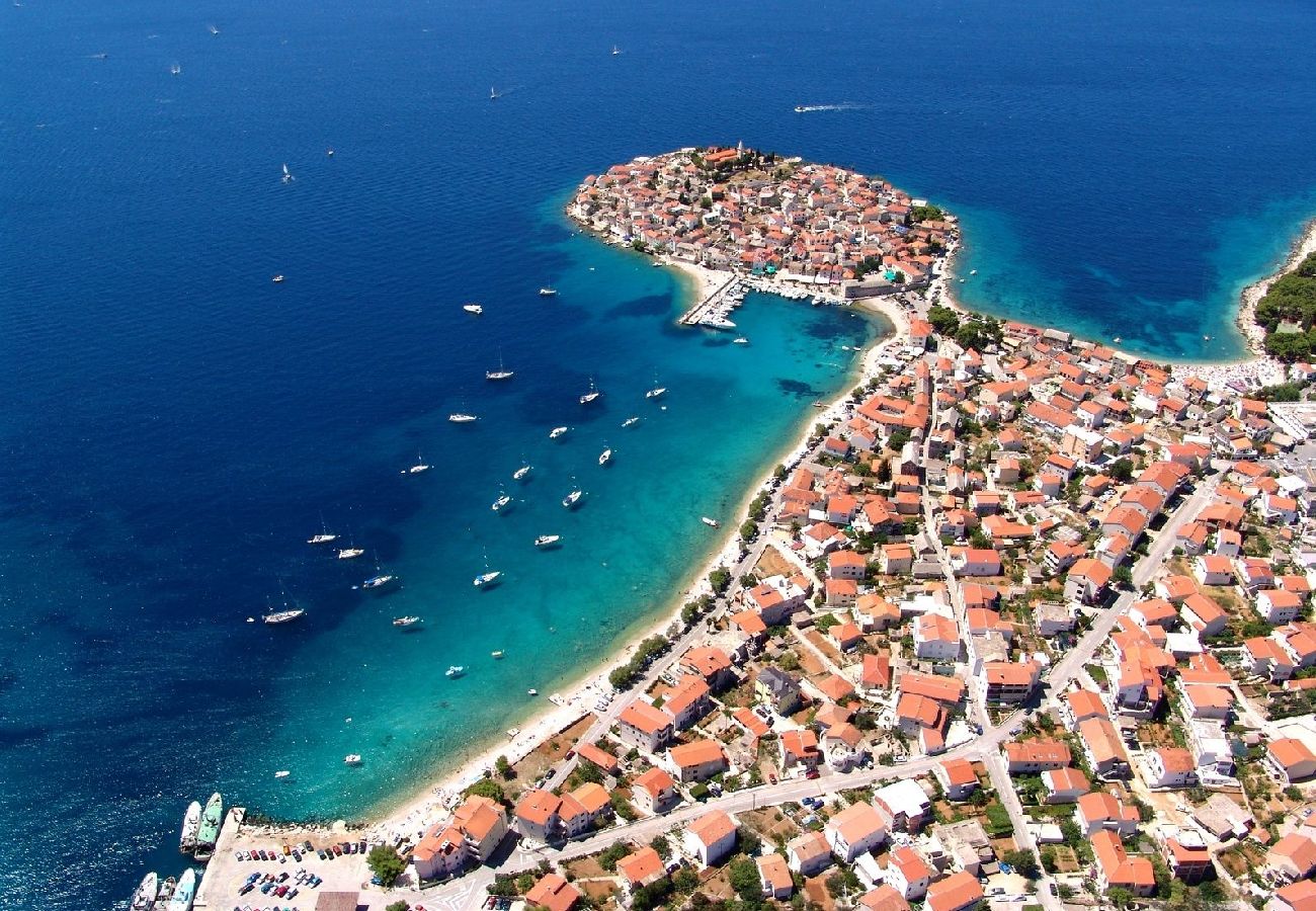 Ferienwohnung in Primošten - Ferienwohnung in Primošten mit Meerblick, Terrasse, Klimaanlage, W-LAN (5162-2)