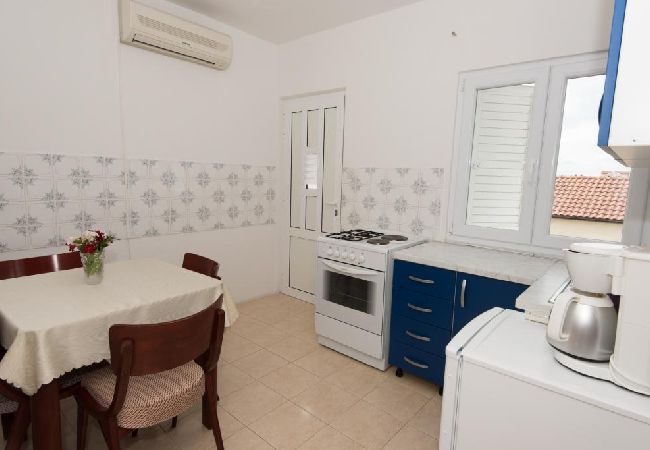 Ferienwohnung in Dvornica - Ferienwohnung in Stupin Čeline mit Meerblick, Terrasse, Klimaanlage, W-LAN (5149-2) Ferienwohnung in Dvornica - Ferienwohnung in Stupin Čeline mit Meerblick, Terrasse, Klimaanlage, W-LAN (5149-2)