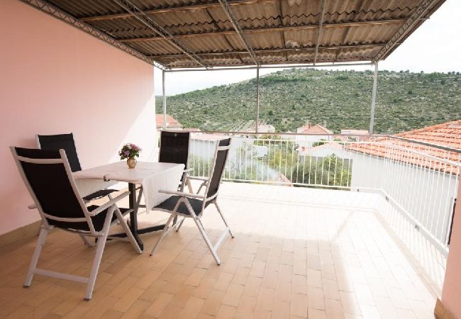 Ferienwohnung in Dvornica - Ferienwohnung in Stupin Čeline mit Meerblick, Terrasse, Klimaanlage, W-LAN (5149-2) Ferienwohnung in Dvornica - Ferienwohnung in Stupin Čeline mit Meerblick, Terrasse, Klimaanlage, W-LAN (5149-2)