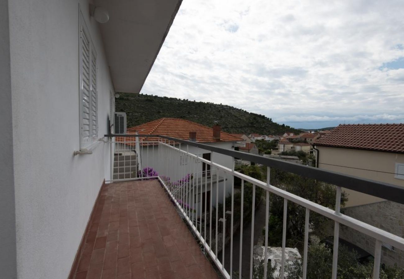 Ferienwohnung in Dvornica - Ferienwohnung in Stupin Čeline mit Meerblick, Terrasse, Klimaanlage, W-LAN (5149-2)