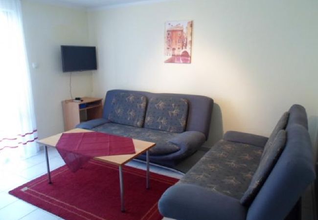 Ferienwohnung in Rogoznica - Ferienwohnung in Rogoznica mit Meerblick, Balkon, Klimaanlage, W-LAN (5153-2) Ferienwohnung in Rogoznica - Ferienwohnung in Rogoznica mit Meerblick, Balkon, Klimaanlage, W-LAN (5153-2)