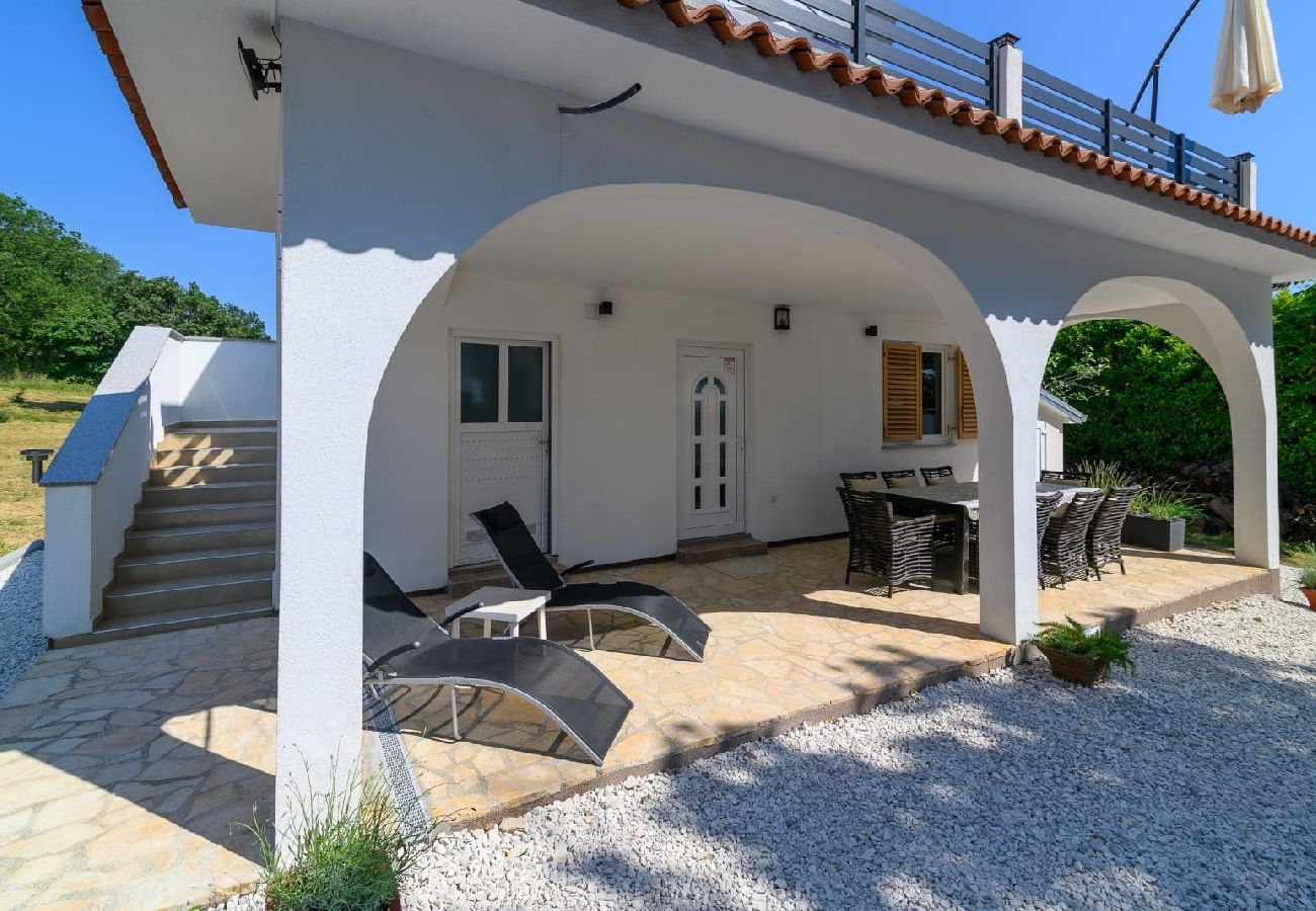 Ferienwohnung in Medulin - Ferienwohnung in Medulin mit Terrasse, Klimaanlage, W-LAN, Waschmaschine (5158-2)