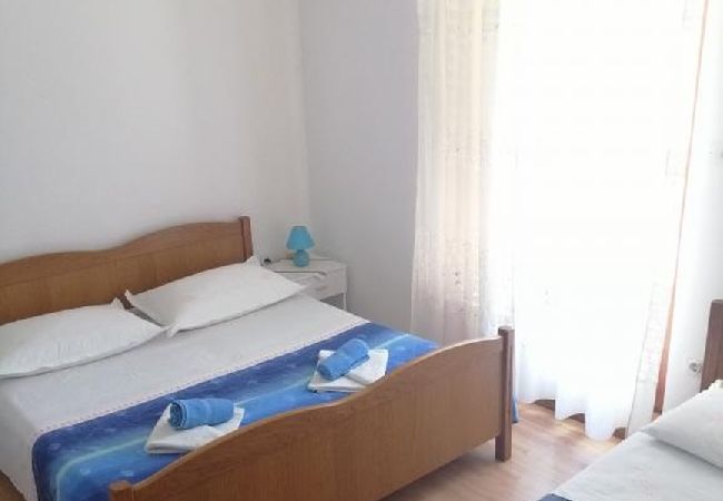 Ferienwohnung in Kanica - Ferienwohnung in Kanica mit Meerblick, Terrasse, Klimaanlage, W-LAN (5168-1) Ferienwohnung in Kanica - Ferienwohnung in Kanica mit Meerblick, Terrasse, Klimaanlage, W-LAN (5168-1)
