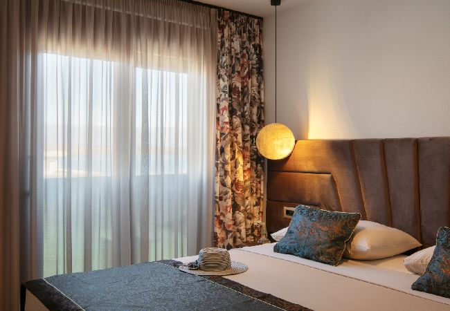 Ferienwohnung in Vir - Ferienwohnung in Vir mit Meerblick, Balkon, Klimaanlage, W-LAN (5176-7) Ferienwohnung in Vir - Ferienwohnung in Vir mit Meerblick, Balkon, Klimaanlage, W-LAN (5176-7)