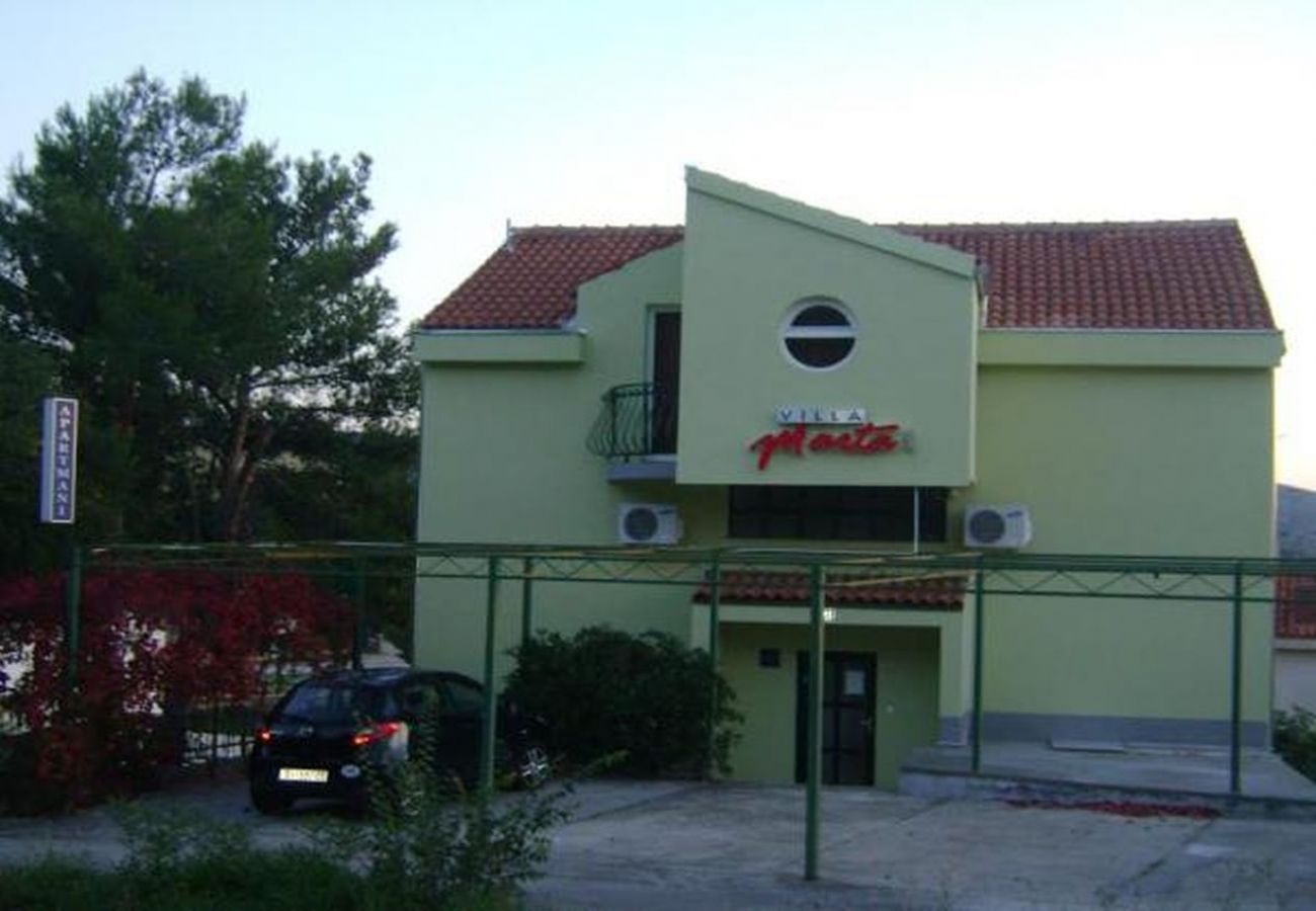 Ferienwohnung in Žaborić - Ferienwohnung in Žaborić mit Meerblick, Balkon, Klimaanlage, W-LAN (5177-1)