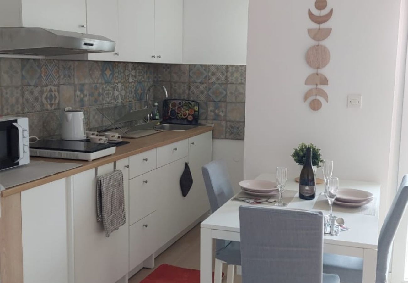 Ferienwohnung in Žaborić - Ferienwohnung in Žaborić mit Meerblick, Balkon, Klimaanlage, W-LAN (5177-1)