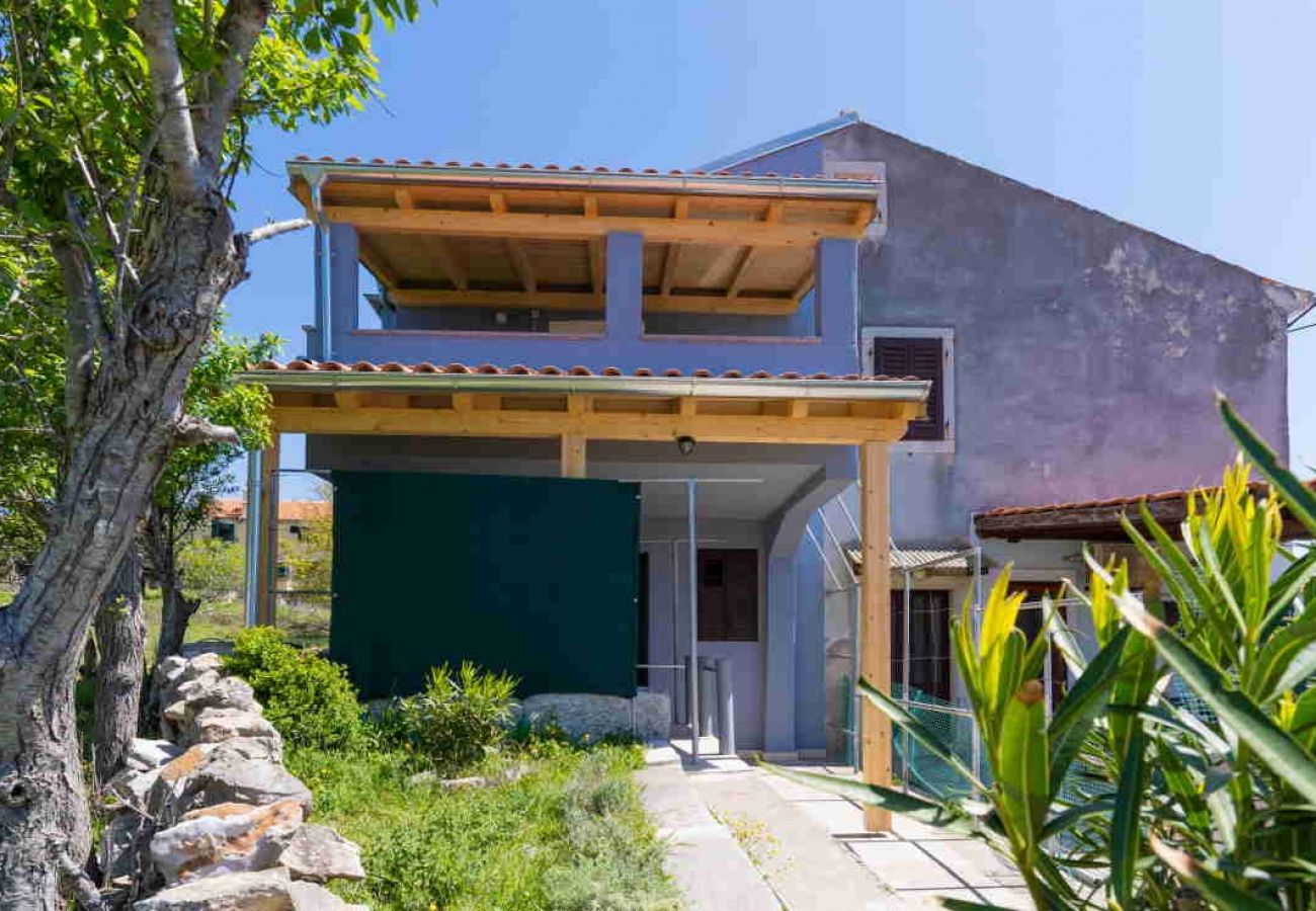 Ferienwohnung in Stivan - Ferienwohnung in Stivan mit Balkon, Klimaanlage, W-LAN, Waschmaschine (5196-1)