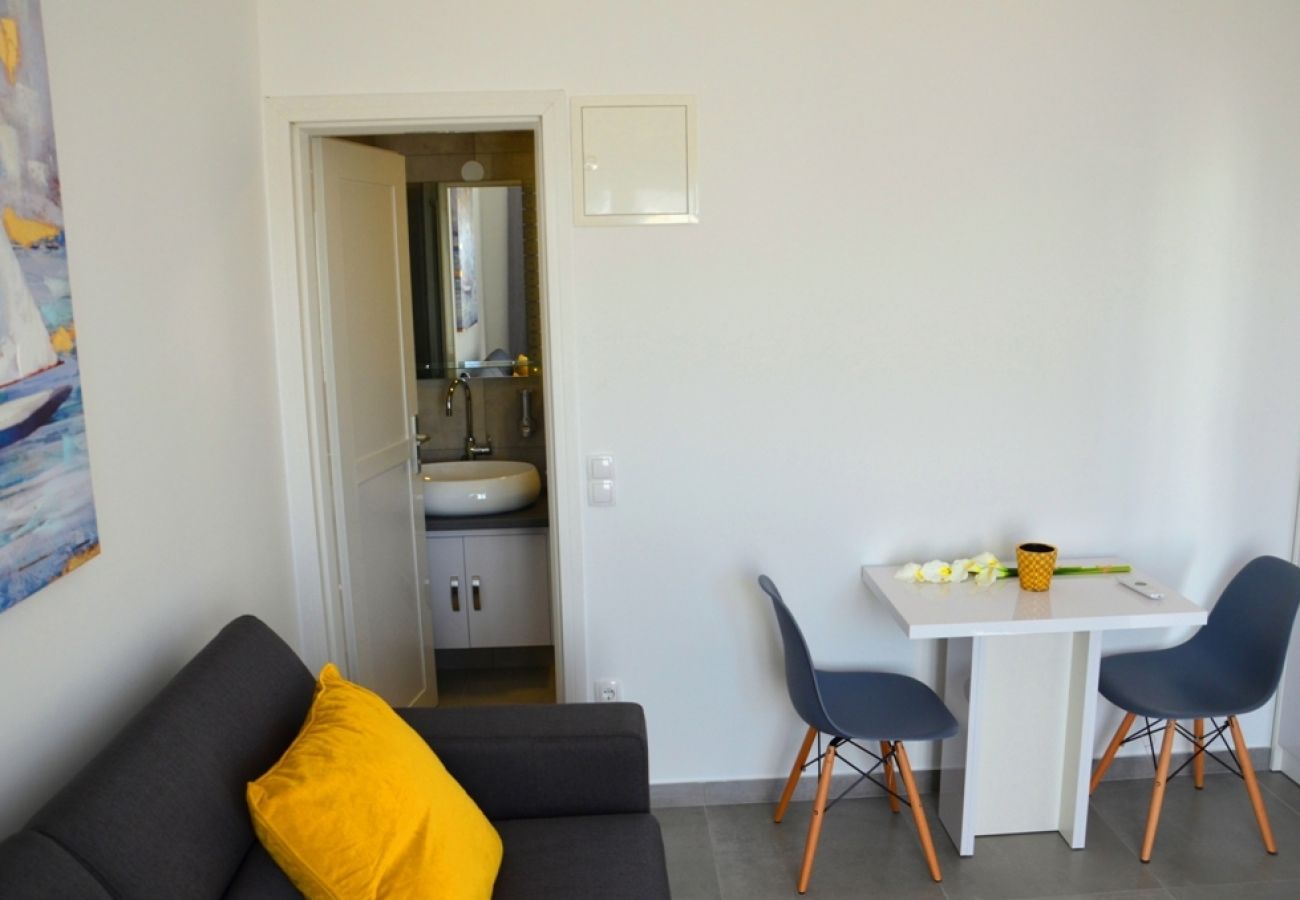 Studio in Trogir - Studioapartment in Trogir mit Meerblick, Terrasse, Klimaanlage, W-LAN (4786-4)