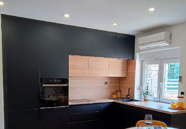 Ferienwohnung in Povlja - Ferienwohnung in Povlja mit Meerblick, Terrasse, Klimaanlage, W-LAN (3365-6) Ferienwohnung in Povlja - Ferienwohnung in Povlja mit Meerblick, Terrasse, Klimaanlage, W-LAN (3365-6)