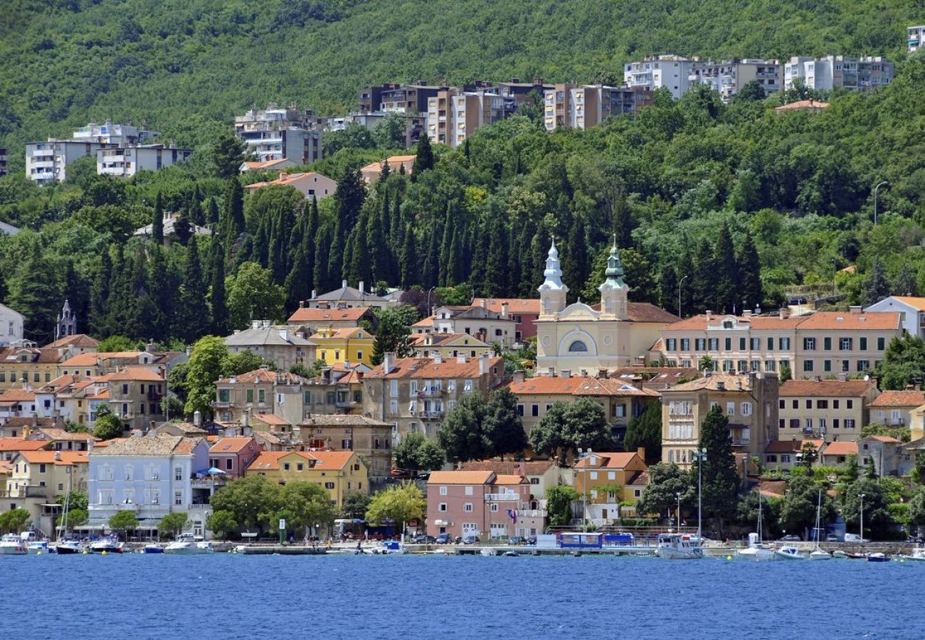 Ferienwohnung in Opatija - Ferienwohnung in Opatija mit Meerblick, Balkon, Klimaanlage, W-LAN (5221-1)