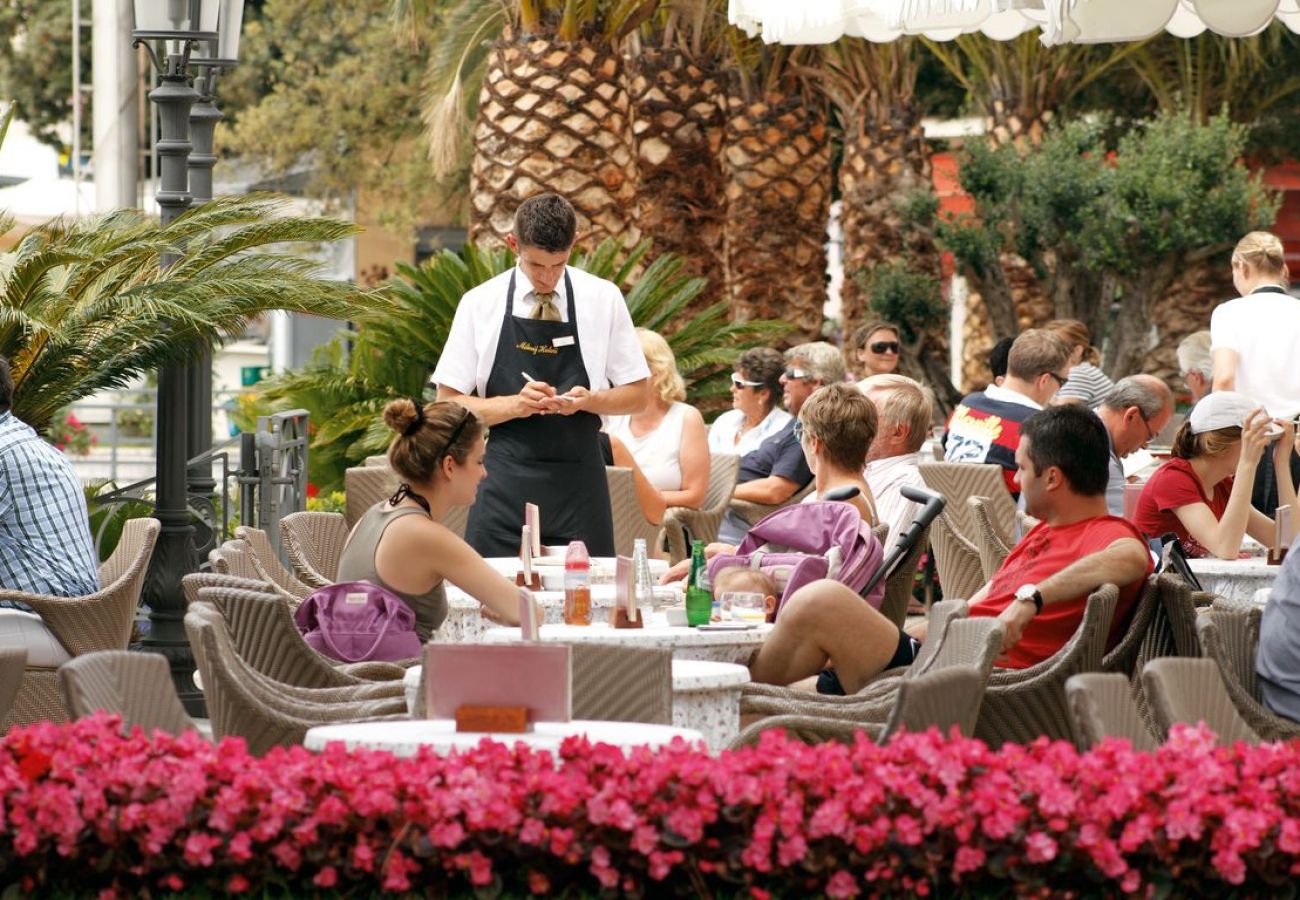 Ferienwohnung in Opatija - Ferienwohnung in Opatija mit Meerblick, Balkon, Klimaanlage, W-LAN (5221-1)