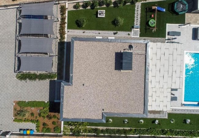 Ferienhaus in Orebic - Ferienhaus in Orebić mit Meerblick, Terrasse, Klimaanlage, W-LAN (5227-1) Ferienhaus in Orebic - Ferienhaus in Orebić mit Meerblick, Terrasse, Klimaanlage, W-LAN (5227-1)
