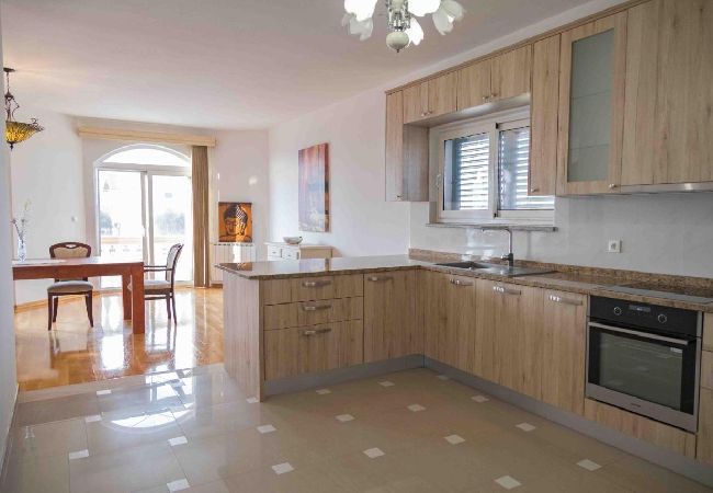 Ferienhaus in Nin - Ferienhaus in Zaton (Zadar) mit Terrasse, Klimaanlage, W-LAN, Waschmaschine (5186-1) Ferienhaus in Nin - Ferienhaus in Zaton (Zadar) mit Terrasse, Klimaanlage, W-LAN, Waschmaschine (5186-1)