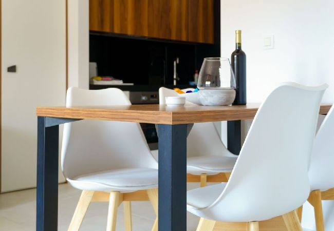 Ferienwohnung in Brela - Ferienwohnung in Brela mit Meerblick, Terrasse, Klimaanlage, W-LAN (3524-10) Ferienwohnung in Brela - Ferienwohnung in Brela mit Meerblick, Terrasse, Klimaanlage, W-LAN (3524-10)