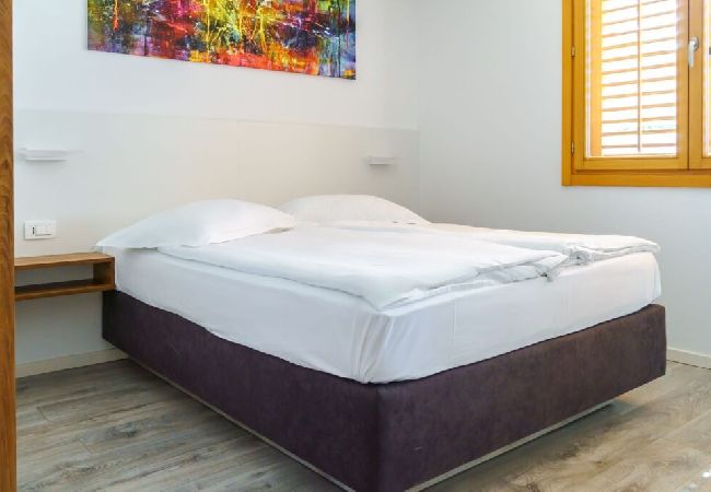 Ferienwohnung in Brela - Ferienwohnung in Brela mit Meerblick, Terrasse, Klimaanlage, W-LAN (3524-10) Ferienwohnung in Brela - Ferienwohnung in Brela mit Meerblick, Terrasse, Klimaanlage, W-LAN (3524-10)