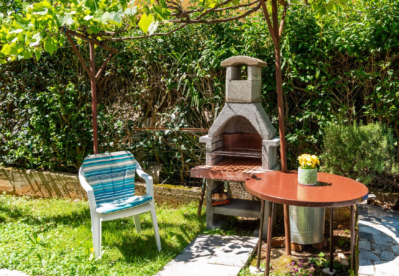 Ferienwohnung in Porec - Ferienwohnung in Poreč mit Balkon, Klimaanlage, W-LAN, Waschmaschine (5203-1)