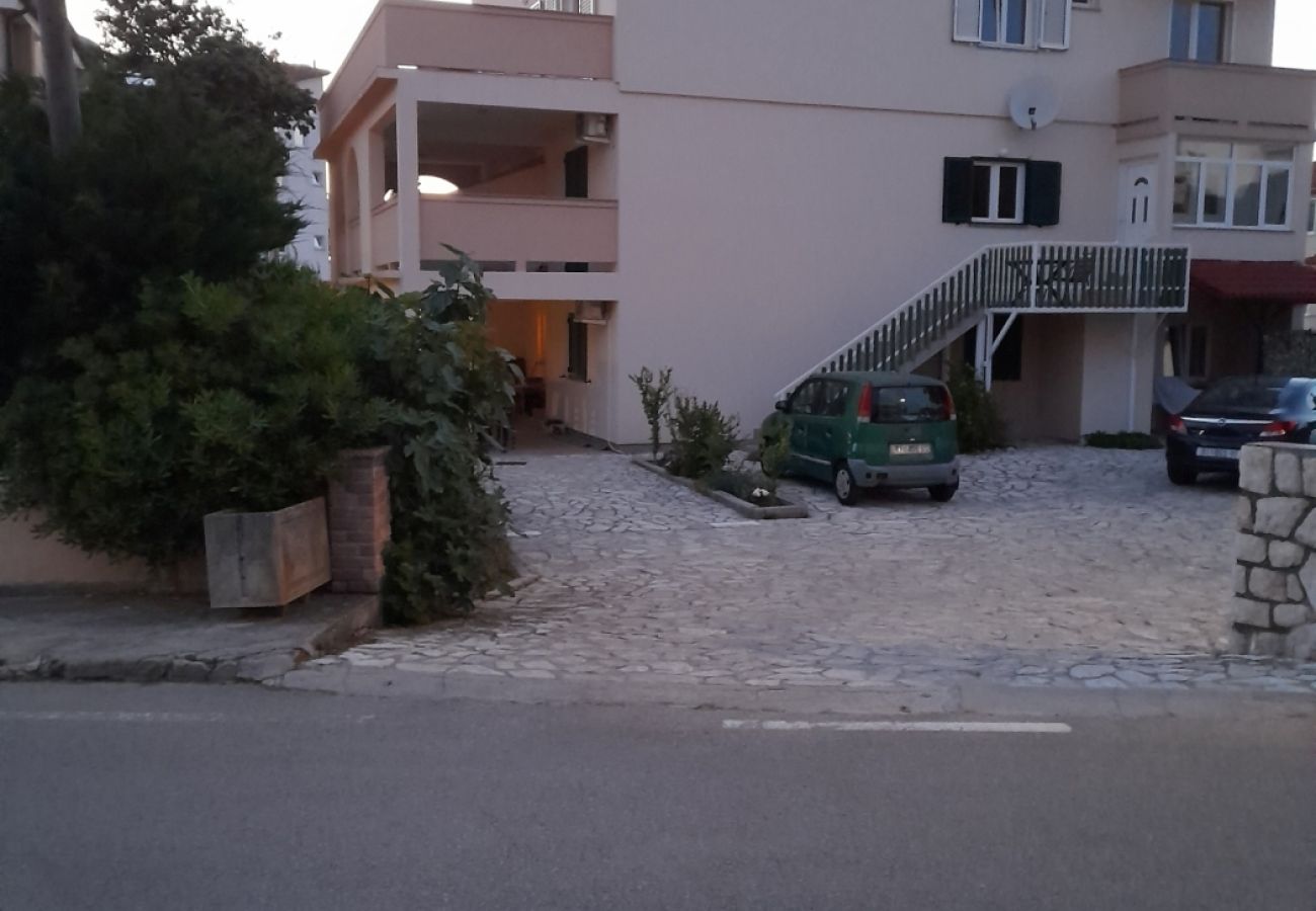 Ferienwohnung in Lopar - Ferienwohnung in Lopar mit Meerblick, Terrasse, Klimaanlage, W-LAN (3719-2)