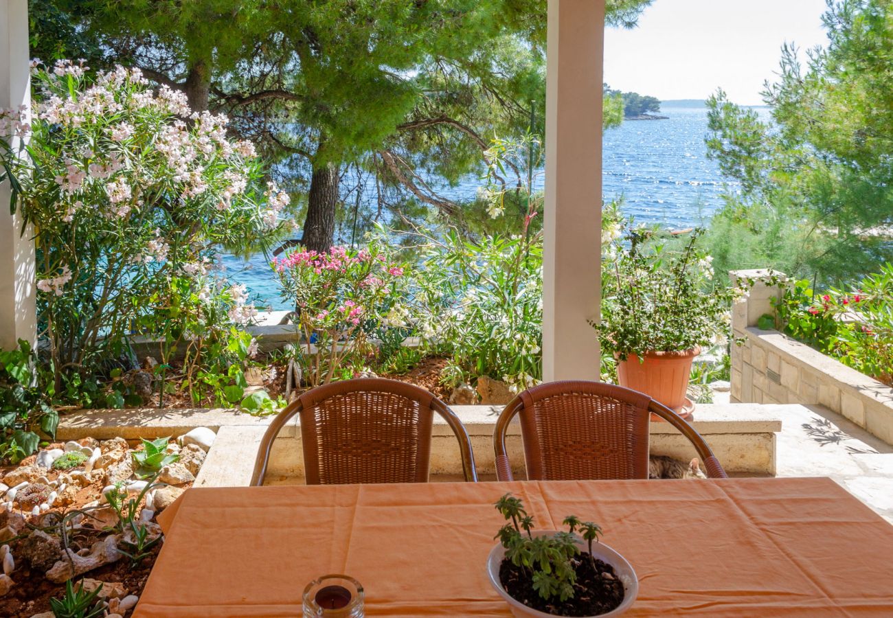 Ferienwohnung in Karbuni - Ferienwohnung in Karbuni mit Meerblick, Terrasse, Klimaanlage, W-LAN (3609-5)