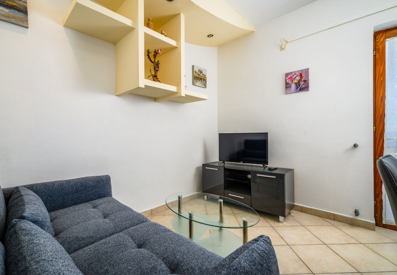 Ferienwohnung in Drenje - Ferienwohnung in Drenje mit Meerblick, Terrasse, Klimaanlage, W-LAN (5235-1)