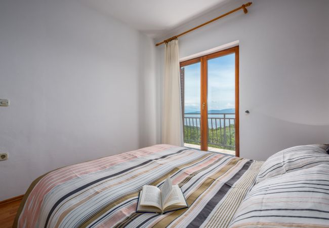 Ferienwohnung in Drenje - Ferienwohnung in Drenje mit Meerblick, Terrasse, Klimaanlage, W-LAN (5235-3) Ferienwohnung in Drenje - Ferienwohnung in Drenje mit Meerblick, Terrasse, Klimaanlage, W-LAN (5235-3)