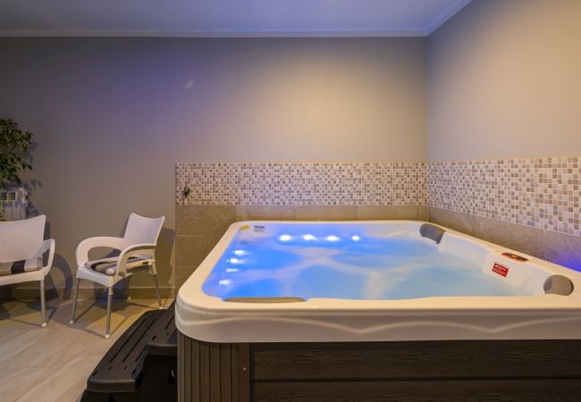 Ferienwohnung in Drenje - Ferienwohnung in Drenje mit Meerblick, Terrasse, Klimaanlage, W-LAN (5235-3) Ferienwohnung in Drenje - Ferienwohnung in Drenje mit Meerblick, Terrasse, Klimaanlage, W-LAN (5235-3)