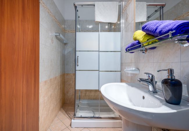 Ferienwohnung in Drenje - Ferienwohnung in Drenje mit Meerblick, Terrasse, Klimaanlage, W-LAN (5235-4) Ferienwohnung in Drenje - Ferienwohnung in Drenje mit Meerblick, Terrasse, Klimaanlage, W-LAN (5235-4)