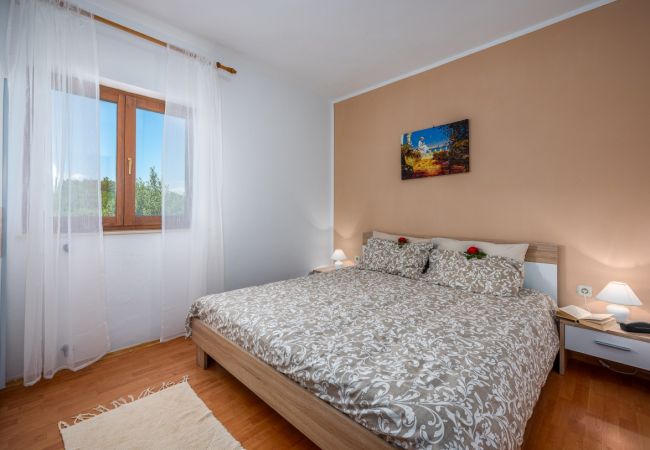 Ferienwohnung in Drenje - Ferienwohnung in Drenje mit Meerblick, Terrasse, Klimaanlage, W-LAN (5235-4) Ferienwohnung in Drenje - Ferienwohnung in Drenje mit Meerblick, Terrasse, Klimaanlage, W-LAN (5235-4)