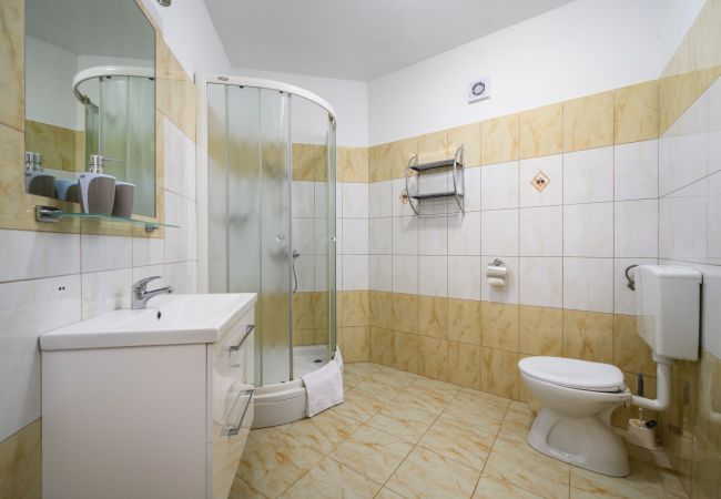 Ferienwohnung in Drenje - Ferienwohnung in Drenje mit Meerblick, Terrasse, Klimaanlage, W-LAN (5235-7) Ferienwohnung in Drenje - Ferienwohnung in Drenje mit Meerblick, Terrasse, Klimaanlage, W-LAN (5235-7)