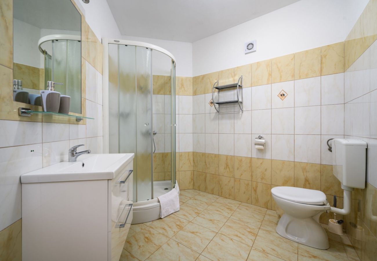 Ferienwohnung in Drenje - Ferienwohnung in Drenje mit Meerblick, Terrasse, Klimaanlage, W-LAN (5235-7)