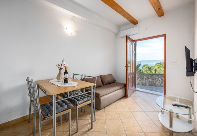 Ferienwohnung in Drenje - Ferienwohnung in Drenje mit Meerblick, Terrasse, Klimaanlage, W-LAN (5235-8) Ferienwohnung in Drenje - Ferienwohnung in Drenje mit Meerblick, Terrasse, Klimaanlage, W-LAN (5235-8)