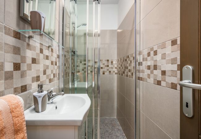 Ferienwohnung in Drenje - Ferienwohnung in Drenje mit Meerblick, Terrasse, Klimaanlage, W-LAN (5235-8) Ferienwohnung in Drenje - Ferienwohnung in Drenje mit Meerblick, Terrasse, Klimaanlage, W-LAN (5235-8)