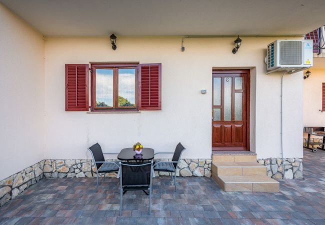 Ferienwohnung in Drenje - Ferienwohnung in Drenje mit Meerblick, Terrasse, Klimaanlage, W-LAN (5235-8) Ferienwohnung in Drenje - Ferienwohnung in Drenje mit Meerblick, Terrasse, Klimaanlage, W-LAN (5235-8)