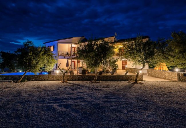 Ferienwohnung in Drenje - Ferienwohnung in Drenje mit Meerblick, Terrasse, Klimaanlage, W-LAN (5235-8) Ferienwohnung in Drenje - Ferienwohnung in Drenje mit Meerblick, Terrasse, Klimaanlage, W-LAN (5235-8)