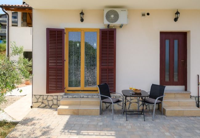 Studio in Drenje - Studio in Drenje mit Meerblick, Terrasse, Klimaanlage, W-LAN (5235-9) Studio in Drenje - Studio in Drenje mit Meerblick, Terrasse, Klimaanlage, W-LAN (5235-9)