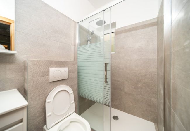 Ferienwohnung in Rab - Ferienwohnung in Barbat mit Meerblick, Spülmaschine, Klimaanlage (660-6 Ferienwohnung in Rab - Ferienwohnung in Barbat mit Meerblick, Spülmaschine, Klimaanlage (660-6