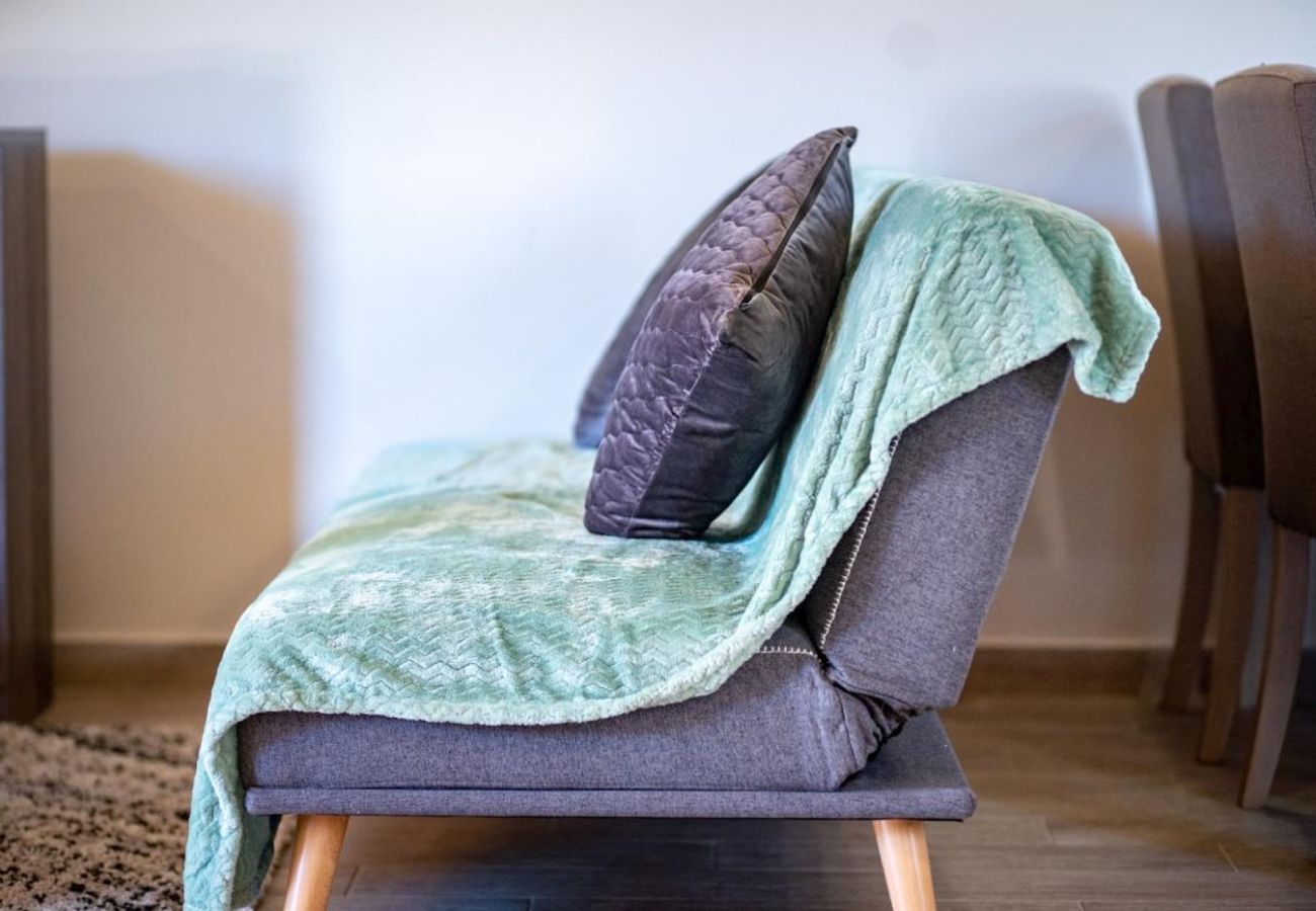 Ferienhaus in Mundanije - Ferienhaus in Mundanije mit Garten, Jacuzzi, Terrasse, Klimaanlage, Waschmaschine (5238-1)