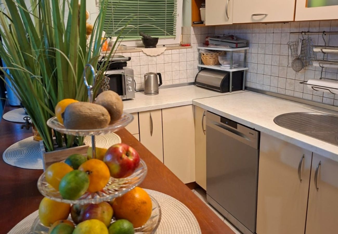 Ferienhaus in Privlaka - Ferienhaus 5239 für 8+3 Personen in Privlaka - 100m vom Sandstrand