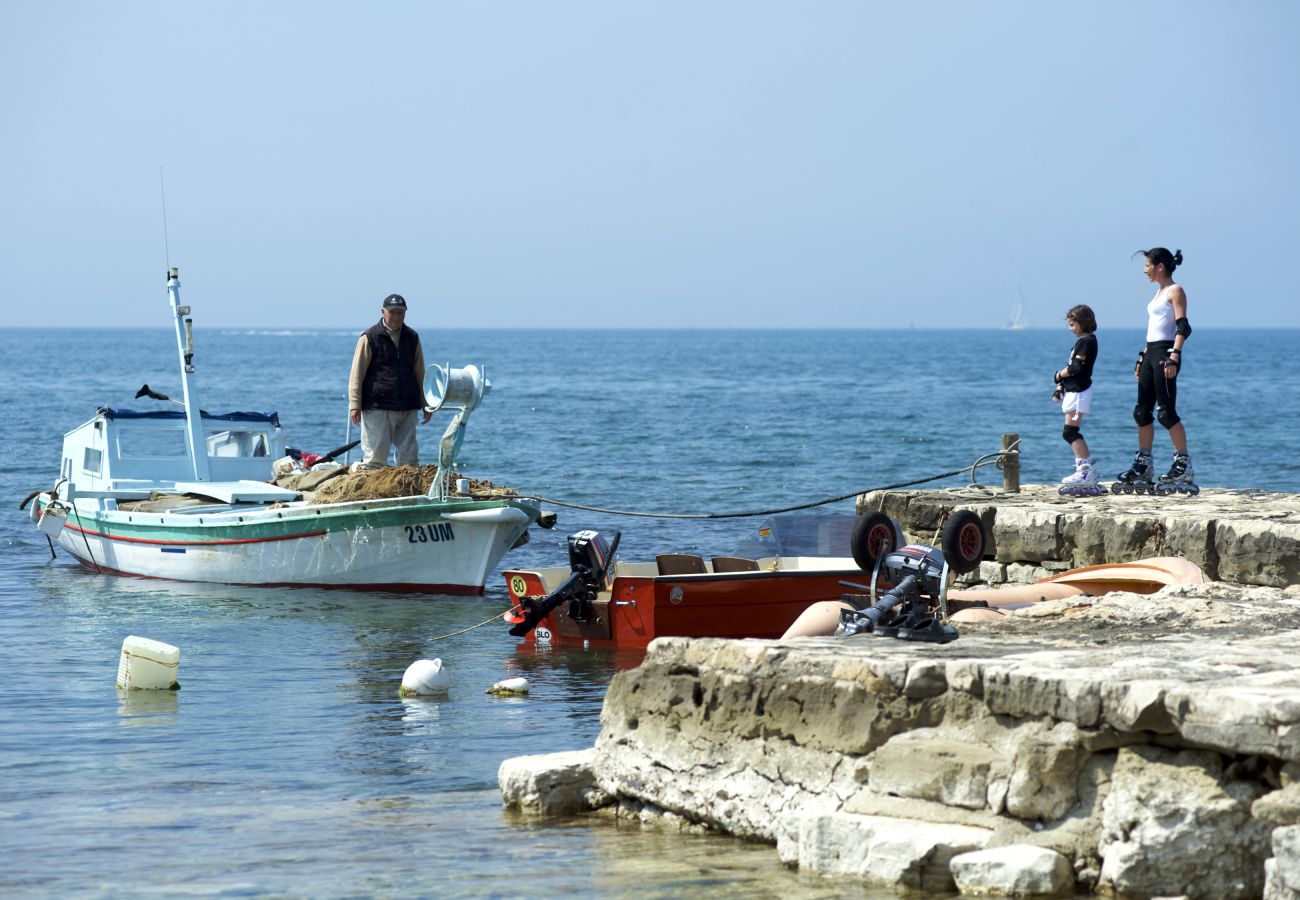 Studio in Umag - Studio in Umag mit Klimaanlage, Waschmaschine, W-LAN (4222-3)